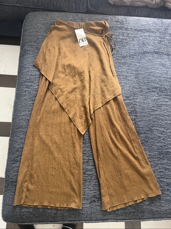 Zara Pants - Zara Layered Wide-Leg Pants in Mustard Brown